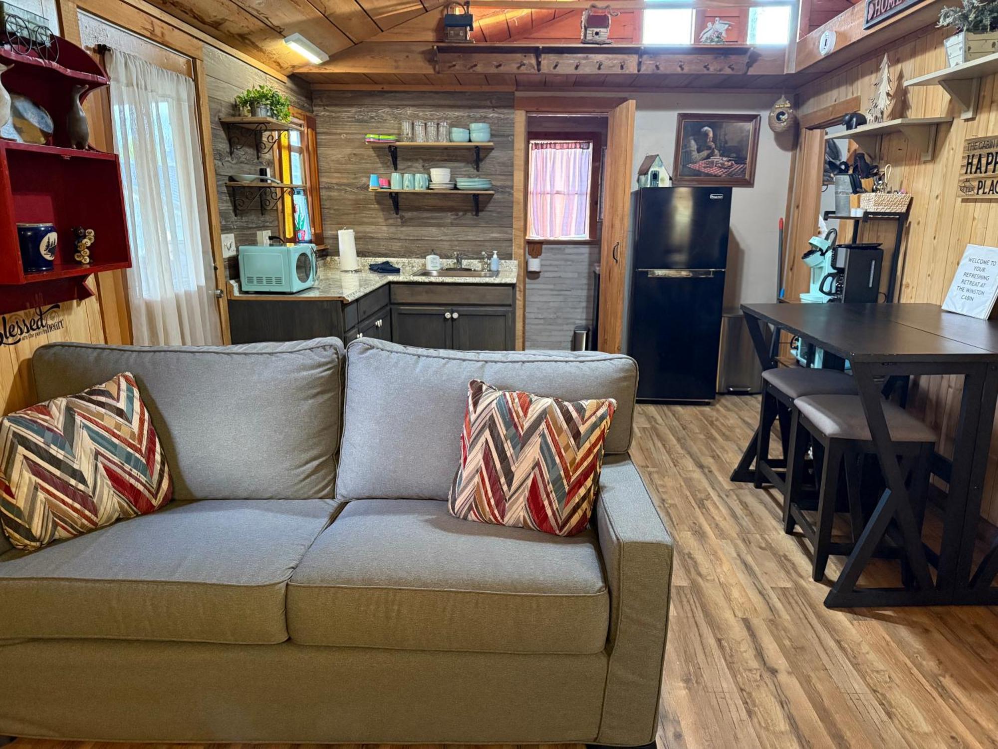 Cozy Cabin Walking Distance To Parkway! Pigeon Forge Bagian luar foto